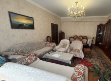 28 may metrosu, Qarabağ küçəsi
