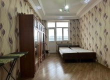 Ü.Hacıbəyov küçəsi