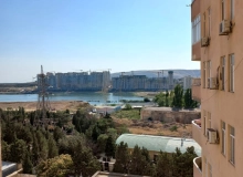Yasamal rayonu Abbas Mirzə Şərifzadə küçəsi