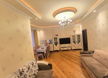 Satılır Əhmədli qəsəbəsi