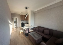 Satılır Saray