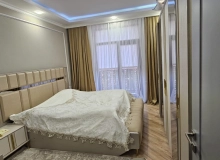 Cəfər Xəndan küçəsi