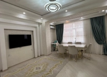 Əliağa Vahid küçəsi