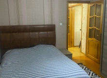 8 Noyabr prospekti