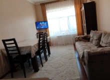 Satılır Cəmşid Naxçıvanski küçəsi, 250 saylı məktəb ilə üzbəüz
